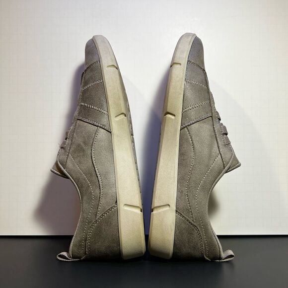 Womens SKECHERS Air Cooled Memory Foam Gray Slip On Sneakers / Size 11 - Picture 7 of 9